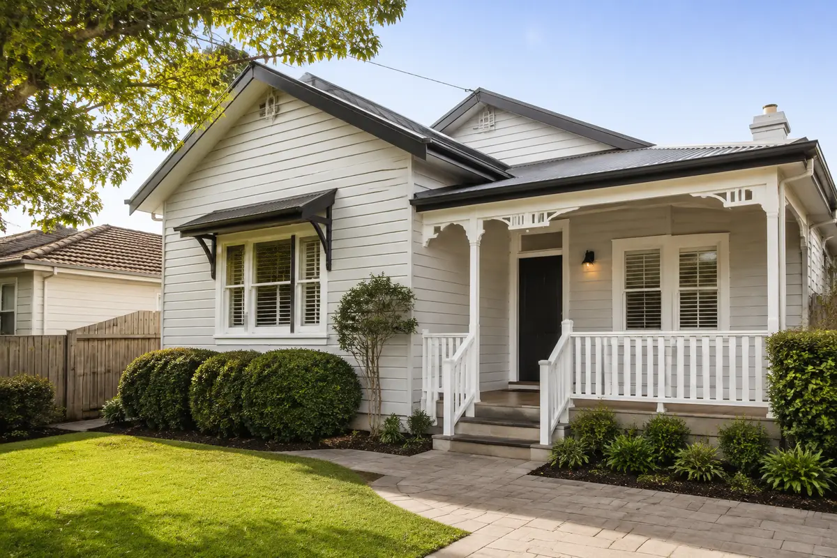 Handyman completing property repairs in Melbourne's north